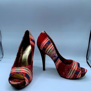 Jessica Simpson high heels